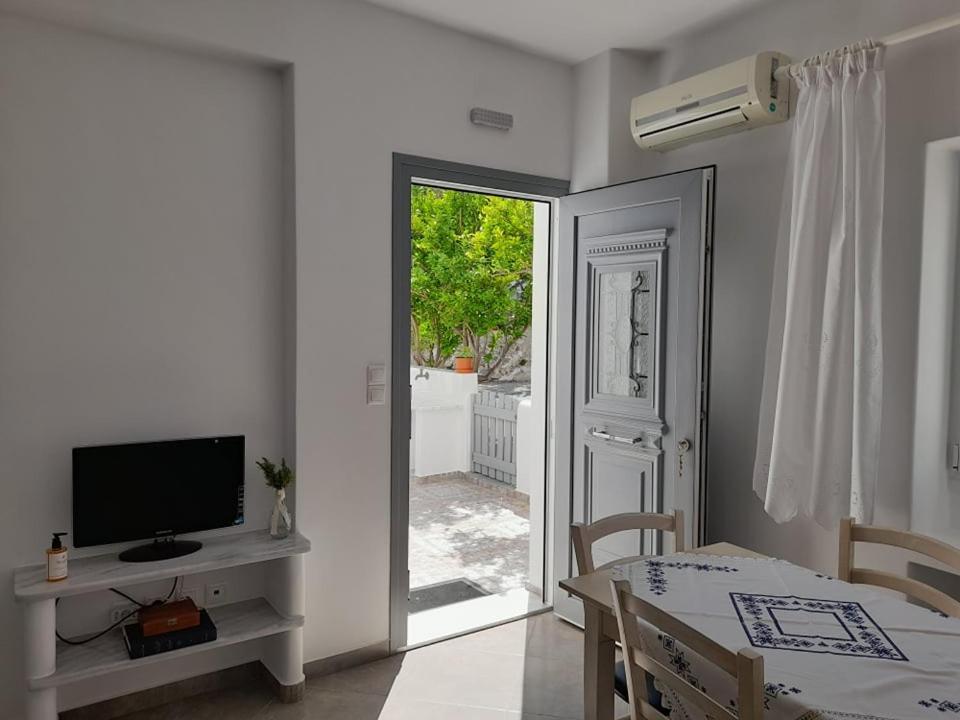 Apartamento Matilda Milos - Cycladic Living Triovasálos Exterior foto