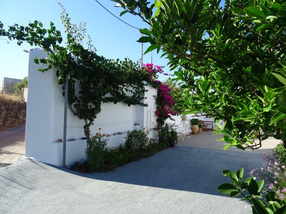 Apartamento Matilda Milos - Cycladic Living Triovasálos Exterior foto